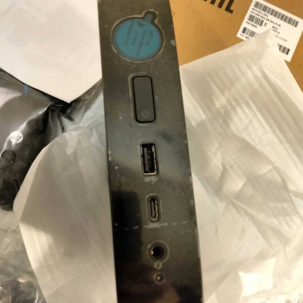HP t530 Thin ClientAMD G-Series GX-215JJ Dual-core (2 Core) 1.50 GHz - 4 GB RAM